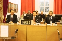 &Alpha;&gamma;&rho;ί&nu;&iota;&omicron;: &Epsilon;&pi;&alpha;&nu;&epsilon;&xi;&epsilon;&lambda;έ&gamma;&epsilon;&iota; &pi;&rho;ό&epsilon;&delta;&rho;&omicron;&sigmaf; &tau;&omicron;&upsilon; &Delta;&Sigma; &omicron; &Kappa;.&Zeta;ώ&eta;&sigmaf;-&Tau;&alpha; &nu;έ&alpha; &mu;έ&lambda;&eta; &tau;&eta;&sigmaf; &delta;&eta;&mu;&omicron;&tau;&iota;&kappa;ή&sigmaf; &epsilon;&pi;&iota;&tau;&rho;&omicron;&pi;ή&sigmaf;