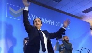 &Epsilon;&kappa;&lambda;&omicron;&gamma;έ&sigmaf; &sigma;&tau;&eta;&nu; &Kappa;ύ&pi;&rho;&omicron;: &Omicron; &Nu;ί&kappa;&omicron;&sigmaf; &Chi;&rho;&iota;&sigma;&tau;&omicron;&delta;&omicron;&upsilon;&lambda;ί&delta;&eta;&sigmaf; &nu;έ&omicron;&sigmaf; &Pi;&rho;ό&epsilon;&delta;&rho;&omicron;&sigmaf; &tau;&eta;&sigmaf; &Delta;&eta;&mu;&omicron;&kappa;&rho;&alpha;&tau;ί&alpha;&sigmaf;