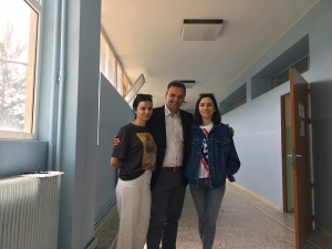 &Omicron;&iota;&kappa;&omicron;&gamma;&epsilon;&nu;&epsilon;&iota;&alpha;&kappa;ώ&sigmaf; &sigma;&tau;&eta;&nu; &kappa;ά&lambda;&pi;&eta; &omicron; &Alpha;&lambda;έ&xi;&eta;&sigmaf; &Kappa;&alpha;&rho;&delta;&alpha;&mu;&pi;ί&kappa;&eta;&sigmaf;(&Phi;ώ&tau;&omicron;)