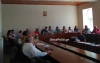 &Mu;&epsilon; 4 &theta;έ&mu;&alpha;&tau;&alpha; &kappa;&alpha;&iota; &delta;&iota;&alpha; &pi;&epsilon;&rho;&iota;&phi;&omicron;&rho;ά&sigmaf; &sigma;&upsilon;&nu;&epsilon;&delta;&rho;ί&alpha;&sigma;&epsilon; &tau;&omicron; &Delta;&eta;&mu;&omicron;&tau;&iota;&kappa;ό &Sigma;&upsilon;&mu;&beta;&omicron;ύ&lambda;&iota;&omicron; &Alpha;&gamma;&rho;ά&phi;&omega;&nu;