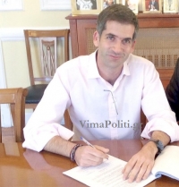 &Mu;&pi;&alpha;&kappa;&omicron;&gamma;&iota;ά&nu;&nu;&eta;&sigmaf;:"&Mu;&pi;&omicron;&rho;ώ &kappa;&alpha;&iota; &epsilon;&kappa;&tau;ό&sigmaf; &pi;&omicron;&lambda;&iota;&tau;&iota;&kappa;ή&sigmaf;-&Tau;&eta;&nu; &pi;&alpha;&rho;&alpha;ί&tau;&eta;&sigma;ή &mu;&omicron;&upsilon; &tau;&eta;&nu; έ&chi;&omega; &sigma;&tau;&omicron; &tau;&sigma;&epsilon;&pi;ά&kappa;&iota; &mu;&omicron;&upsilon;"
