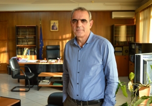 &Gamma;.&Kappa;&alpha;&pi;ά&kappa;&eta;&sigmaf;:Ά&mu;&epsilon;&sigma;&eta; &eta; &alpha;&nu;&tau;&alpha;&pi;ό&kappa;&rho;&iota;&sigma;&eta; &tau;&omicron;&upsilon; &kappa;&rho;&alpha;&tau;&iota;&kappa;&omicron;ύ &mu;&eta;&chi;&alpha;&nu;&iota;&sigma;&mu;&omicron;ύ &sigma;&tau;&iota;&sigmaf; &pi;&lambda;&eta;&mu;&mu;ύ&rho;&epsilon;&sigmaf;(&Beta;ί&nu;&tau;&epsilon;&omicron;)