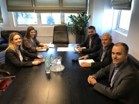 &Sigma;&upsilon;&nu;ά&nu;&tau;&eta;&sigma;&eta; &Phi;.&Sigma;&pi;&alpha;&nu;&omicron;ύ &mu;&epsilon; &tau;&eta;&nu; &Sigma;.&Zeta;&alpha;&chi;&alpha;&rho;ά&kappa;&eta; &gamma;&iota;&alpha; &tau;&alpha; &kappa;&epsilon;&nu;ά &tau;&omega;&nu; &epsilon;&kappa;&pi;&alpha;&iota;&delta;&epsilon;&upsilon;&tau;&iota;&kappa;ώ&nu; &sigma;&tau;&alpha; &sigma;&chi;&omicron;&lambda;&epsilon;ί&alpha; &tau;&eta;&sigmaf; &Sigma;&tau;&epsilon;&rho;&epsilon;ά&sigmaf;