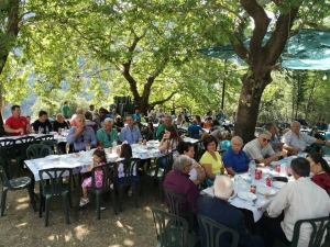 &Mu;&epsilon; &tau;&eta;&nu; &pi;&alpha;&tau;&rho;&omicron;&pi;&alpha;&rho;ά&delta;&omicron;&tau;&eta; &phi;&alpha;&sigma;&omicron;&lambda;ά&delta;&alpha; &omicron;&iota; &Pi;&rho;&alpha;&sigma;&iota;ώ&tau;&epsilon;&sigmaf; &gamma;&iota;ό&rho;&tau;&alpha;&sigma;&alpha;&nu; &tau;&omicron;&nu; Ά&gamma;&iota;&omicron; &Iota;&omega;ά&nu;&nu;&eta;(&Phi;ώ&tau;&omicron;)
