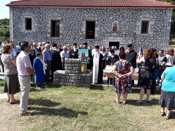 &Eta; &Sigma;&iota;&beta;ί&sigma;&tau;&alpha; &gamma;&iota;ό&rho;&tau;&alpha;&sigma;&epsilon; &tau;&eta;&nu; &pi;&omicron;&lambda;&iota;&omicron;ύ&chi;&omicron; &tau;&eta;&sigmaf; &Alpha;&gamma;ί&alpha; &Mu;&alpha;&rho;ί&nu;&alpha;(&Beta;ί&nu;&tau;&epsilon;&omicron;)