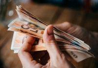 &Pi;ώ&sigmaf; &theta;&alpha; &mu;&omicron;&iota;&rho;&alpha;&sigma;&tau;&epsilon;ί &sigma;&epsilon; &sigma;&upsilon;&nu;&tau;&alpha;&xi;&iota;&omicron;ύ&chi;&omicron;&upsilon;&sigmaf; &kappa;&alpha;&iota; &epsilon;&upsilon;ά&lambda;&omega;&tau;&omicron;&upsilon;&sigmaf; &tau;&omicron; έ&kappa;&tau;&alpha;&kappa;&tau;&omicron; &epsilon;&pi;ί&delta;&omicron;&mu;&alpha; - &Alpha;&upsilon;&xi;&eta;&mu;έ&nu;&alpha; &tau;&alpha; &phi;&epsilon;&tau;&iota;&nu;ά &pi;&omicron;&sigma;ά