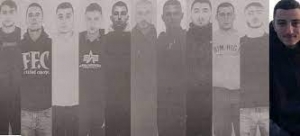 &Delta;&omicron;&lambda;&omicron;&phi;&omicron;&nu;ί&alpha; Ά&lambda;&kappa;&eta;: &Psi;ά&chi;&nu;&omicron;&upsilon;&nu; &tau;&omicron;&nu; 25&chi;&rho;&omicron;&nu;&omicron; &laquo;&Nu;&tau;ί&nu;&omicron;&raquo;, &tau;&omicron;&nu; 12&omicron; &pi;&omicron;&upsilon; &sigma;&upsilon;&mu;&mu;&epsilon;&tau;&epsilon;ί&chi;&epsilon; &sigma;&tau;&eta;&nu; &epsilon;&pi;ί&theta;&epsilon;&sigma;&eta;