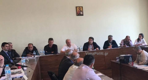 Τελευταία διπλή συνεδρίαση του δημοτικού συμβουλίου Αγράφων για το 2017