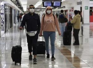 &Kappa;&omicron;&rho;&omicron;&nu;&omicron;ϊό&sigmaf;:&Omicron;&delta;&eta;&gamma;ί&epsilon;&sigmaf; &tau;&omicron;&upsilon; &Pi;&Omicron;&Upsilon; &pi;&rho;&omicron;&sigmaf; &tau;&omicron;&upsilon;&sigmaf; &tau;&alpha;&xi;&iota;&delta;&iota;ώ&tau;&epsilon;&sigmaf; - &Tau;&iota; &pi;&rho;έ&pi;&epsilon;&iota; &nu;&alpha; &pi;&rho;&omicron;&sigma;έ&chi;&omicron;&upsilon;&nu;