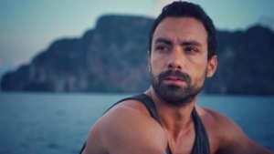 Ο Τανιμανίδης τρολάρει τους παίκτες του Survivor (Βίντεο)