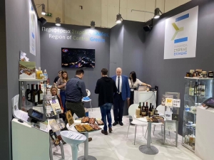 &laquo;&Kappa;έ&rho;&alpha;&sigma;&epsilon; &Kappa;&alpha;&rho;&pi;&epsilon;&nu;ή&sigma;&iota;&raquo; &sigma;&tau;&eta;&nu; έ&kappa;&theta;&epsilon;&sigma;&eta;-&theta;&epsilon;&sigma;&mu;ό HORECA 2020