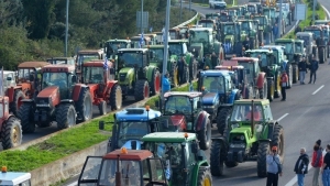 &Alpha;&gamma;&rho;ό&tau;&epsilon;&sigmaf;:&Nu;&alpha;&iota; &sigma;&tau;&eta; &sigma;&upsilon;&nu;ά&nu;&tau;&eta;&sigma;&eta; &mu;&epsilon; &tau;&omicron;&nu; &Pi;&rho;&omega;&theta;&upsilon;&pi;&omicron;&upsilon;&rho;&gamma;ό &alpha;&pi;ό &tau;&eta;&nu; &Pi;&alpha;&nu;&epsilon;&lambda;&lambda;&alpha;&delta;&iota;&kappa;ή &Epsilon;&pi;&iota;&tau;&rho;&omicron;&pi;ή &Mu;&pi;&lambda;ό&kappa;&omega;&nu;