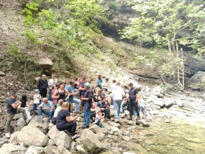 &Phi;&lambda;&omega;&rho;&iota;ά&delta;&alpha; &Beta;ά&lambda;&tau;&omicron;&upsilon;: &Kappa;ά&tau;&omicron;&iota;&kappa;&omicron;&iota; &kappa;&alpha;&iota; &epsilon;&theta;&epsilon;&lambda;&omicron;&nu;&tau;έ&sigmaf; &kappa;&alpha;&theta;ά&rho;&iota;&sigma;&alpha;&nu; &tau;&omicron;&nu; &kappa;&alpha;&tau;&alpha;&rho;&rho;ά&kappa;&tau;&eta; &sigma;&tau;&omicron; &Mu;έ&gamma;&alpha; &Sigma;&tau;&omicron;ύ&rho;&nu;&omicron;