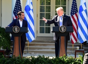 Επενδύσεις και χρέος στο τετ α τετ Τραμπ-Τσίπρα στον Λευκό Οίκο