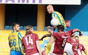 Παναιτωλικός - Απόλλων Σμύρνης 1-0:&quot;Φωτιά&quot; στη μάχη της παραμονής έβαλαν τα καναρίνια