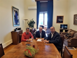 &Sigma;&upsilon;&nu;ά&nu;&tau;&eta;&sigma;&eta; &Gamma;.&Beta;&alpha;&rho;&epsilon;&mu;έ&nu;&omicron;&upsilon; &mu;&epsilon; &tau;&omicron;&upsilon;&sigmaf; &alpha;&sigma;&tau;&upsilon;&nu;&omicron;&mu;&iota;&kappa;&omicron;ύ&sigmaf; &upsilon;&pi;&alpha;&lambda;&lambda;ή&lambda;&omicron;&upsilon;&sigmaf; &Alpha;&kappa;&alpha;&rho;&nu;&alpha;&nu;ί&alpha;&sigmaf;