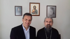 &Epsilon;&pi;&iota; &tau;ά&pi;&eta;&tau;&omicron;&sigmaf; &eta; &sigma;&upsilon;&nu;&epsilon;&rho;&gamma;&alpha;&sigma;ί&alpha; &Epsilon;&kappa;&kappa;&lambda;&eta;&sigma;ί&alpha;&sigmaf;-&Delta;ή&mu;&omicron;&upsilon; &sigma;&tau;&eta;&nu; &sigma;&upsilon;&nu;ά&nu;&tau;&eta;&sigma;&eta; &Kappa;&alpha;&rho;&delta;&alpha;&mu;&pi;ί&kappa;&eta; &mu;&epsilon; &tau;&omicron;&nu; &Mu;&eta;&tau;&rho;&omicron;&pi;&omicron;&lambda;ί&tau;&eta;