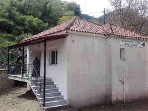 &Gamma;&iota;&alpha;&tau;&rho;&omicron;ί-&sigma;&tau;&rho;&alpha;&tau;&iota;ώ&tau;&epsilon;&sigmaf; &epsilon;&pi;&alpha;&nu;&delta;&rho;ώ&nu;&omicron;&upsilon;&nu; &Alpha;&gamma;&rho;&omicron;&tau;&iota;&kappa;ά &iota;&alpha;&tau;&rho;&epsilon;ί&alpha; &sigma;&tau;&eta;&nu; &Alpha;&rho;&gamma;&iota;&theta;έ&alpha;