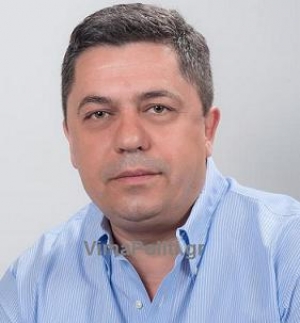 "Ά&sigma;&tau;&rho;&alpha;&psi;&epsilon; &kappa;&alpha;&iota; &beta;&rho;ό&nu;&tau;&eta;&xi;&epsilon;" &omicron; &delta;ή&mu;&alpha;&rho;&chi;&omicron;&sigmaf; &Alpha;&gamma;&rho;ά&phi;&omega;&nu; &Theta;.&Mu;&pi;&alpha;&mu;&pi;&alpha;&lambda;ή&sigmaf;