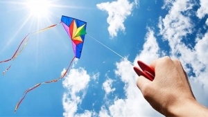 &Mu;&epsilon; ή&lambda;&iota;&omicron; &kappa;&alpha;&iota; &zeta;έ&sigma;&tau;&eta; &xi;&epsilon;&kappa;&iota;&nu;ά &tau;&omicron; &tau;&rho;&iota;ή&mu;&epsilon;&rho;&omicron; &tau;&eta;&sigmaf; &Kappa;&alpha;&theta;&alpha;&rho;ά&sigmaf; &Delta;&epsilon;&upsilon;&tau;έ&rho;&alpha;&sigmaf;-&Alpha;&nu;&alpha;&lambda;&upsilon;&tau;&iota;&kappa;ά &omicron; &kappa;&alpha;&iota;&rho;ό&sigmaf; &sigma;&tau;&alpha; &Kappa;&omicron;ύ&lambda;&omicron;&upsilon;&mu;&alpha;