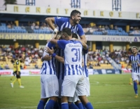 &Xi;&epsilon;&kappa;ί&nu;&eta;&mu;&alpha; &laquo;&mu;&epsilon; &tau;&omicron; &delta;&epsilon;&xi;ί&raquo; &gamma;&iota;&alpha; &tau;&omicron;&nu; &Alpha;&tau;&rho;ό&mu;&eta;&tau;&omicron; &mu;έ&sigma;&alpha; &sigma;&tau;&omicron; &Alpha;&gamma;&rho;ί&nu;&iota;&omicron;