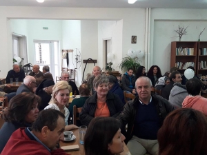 &Sigma;&tau;&omicron;&upsilon;&sigmaf; &eta;&lambda;&iota;&kappa;&iota;&omega;&mu;έ&nu;&omicron;&upsilon;&sigmaf; &omicron; &Delta;ή&mu;&alpha;&rho;&chi;&omicron;&sigmaf;-&Epsilon;&upsilon;&chi;έ&sigmaf; &kappa;&alpha;&iota; &delta;ώ&rho;&alpha; &sigma;&tau;&omicron; &Kappa;&Alpha;&Pi;&Eta; &Kappa;&alpha;&rho;&pi;&epsilon;&nu;&eta;&sigma;ί&omicron;&upsilon;(&Phi;ώ&tau;&omicron;+&Beta;ί&nu;&tau;&epsilon;&omicron;)