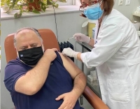 &Tau;&rho;ί&tau;&eta; &delta;ό&sigma;&eta; &gamma;&iota;&alpha; &tau;&omicron;&nu; &Kappa;ώ&sigma;&tau;&alpha; &Kappa;&omicron;&nu;&tau;&omicron;&gamma;&epsilon;ώ&rho;&gamma;&omicron;-"&Mu;&epsilon; &sigma;&epsilon;&beta;&alpha;&sigma;&mu;ό &sigma;&tau;&omicron;&nu; &sigma;&upsilon;&nu;ά&nu;&theta;&rho;&omega;&pi;&omicron;"