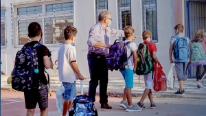 &Upsilon;&pi;&omicron;&upsilon;&rho;&gamma;&epsilon;ί&omicron; &Pi;&alpha;&iota;&delta;&epsilon;ί&alpha;&sigmaf;:&Alpha;&nu;&omicron;ί&gamma;&omicron;&upsilon;&nu; &nu;&eta;&pi;&iota;&alpha;&gamma;&omega;&gamma;&epsilon;ί&alpha;, &delta;&eta;&mu;&omicron;&tau;&iota;&kappa;ά &kappa;&alpha;&iota; &epsilon;&iota;&delta;&iota;&kappa;ά &sigma;&chi;&omicron;&lambda;&epsilon;ί&alpha; &tau;&eta; &Delta;&epsilon;&upsilon;&tau;έ&rho;&alpha;