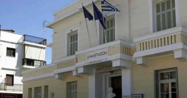 «Γαλλικά»απο Καραπάνο στο Δημοτικό Συμβούλιο Μεσολογγίου-Τους ..γα@@@με»(Βίντεο)