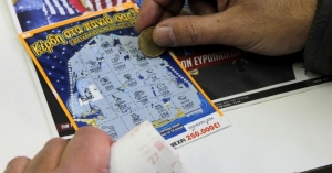 &Alpha;&iota;&tau;&omega;&lambda;/&nu;ί&alpha;:&Tau;ύ&chi;&eta; &laquo;&beta;&omicron;&upsilon;&nu;ό&raquo; &sigma;&tau;&omicron; &Pi;&alpha;&nu;&alpha;&iota;&tau;ώ&lambda;&iota;&omicron;-Έ&xi;&upsilon;&sigma;&epsilon; &laquo;&Sigma;&mu;&alpha;&rho;&alpha;&gamma;&delta;έ&nu;&iota;&omicron; &delta;&epsilon;&kappa;ά&rho;&iota;&raquo; &kappa;&alpha;&iota; &kappa;έ&rho;&delta;&iota;&sigma;&epsilon; 1 &epsilon;&kappa;.&epsilon;&upsilon;&rho;ώ!