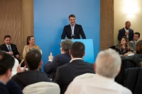 &Mu;&eta;&tau;&sigma;&omicron;&tau;ά&kappa;&eta;&sigmaf; &alpha;&pi;&omicron; &Kappa;&alpha;&rho;&pi;&epsilon;&nu;ή&sigma;&iota;:"A&nu;&alpha;&delta;ύ&epsilon;&tau;&alpha;&iota; &delta;&upsilon;&sigma;&omega;&delta;ί&alpha; &alpha;&pi;ό &tau;&iota;&sigmaf; &epsilon;&xi;&epsilon;&lambda;ί&xi;&epsilon;&iota;&sigmaf; &tau;&omega;&nu; &tau;&epsilon;&lambda;&epsilon;&upsilon;&tau;&alpha;ί&omega;&nu; &eta;&mu;&epsilon;&rho;ώ&nu; &sigma;&tau;&eta; &Beta;&omicron;&upsilon;&lambda;ή"(&Phi;ώ&tau;&omicron;)