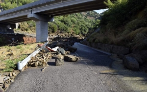 Σοβαρές ζημιές προκάλεσε η κακοκαιρία στη Ναύπακτο(Φώτο&amp;Βίντεο)