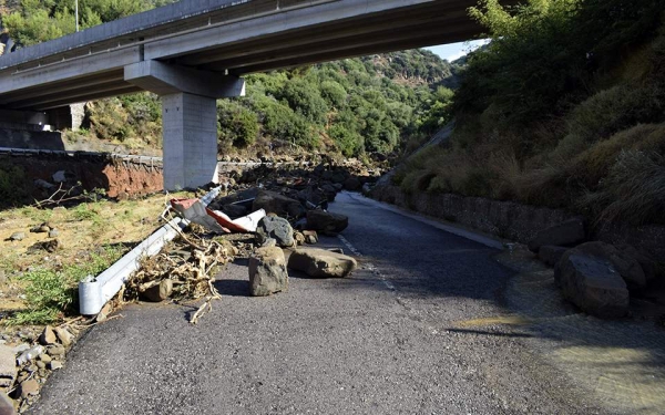 Σοβαρές ζημιές προκάλεσε η κακοκαιρία στη Ναύπακτο(Φώτο&amp;Βίντεο)