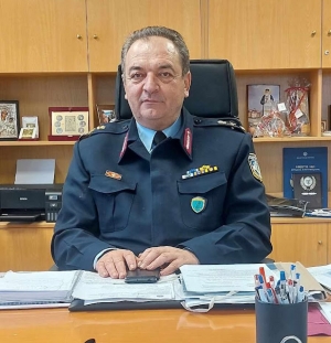 &Rho;ά&gamma;&iota;&sigma;&alpha;&nu; &kappa;&alpha;&iota; &omicron;&iota; &pi;έ&tau;&rho;&epsilon;&sigmaf; &sigma;&tau;&eta;&nu; &kappa;&eta;&delta;&epsilon;ί&alpha; &tau;&omicron;&upsilon; &Tau;&alpha;&xi;&iota;ά&rho;&chi;&omicron;&upsilon; &Chi;&rho;ή&sigma;&tau;&omicron; &Mu;&omicron;&upsilon;&tau;&sigma;ώ&kappa;&omicron;