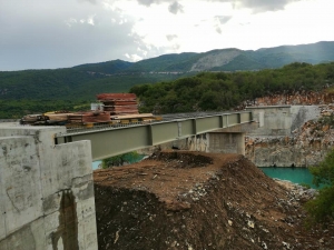 Ά&gamma;&rho;&alpha;&phi;&alpha;:&Sigma;&epsilon; &pi;&lambda;ή&rho;&eta; &epsilon;&xi;έ&lambda;&iota;&xi;&eta; &tau;&alpha; έ&rho;&gamma;&alpha; &kappa;&alpha;&tau;&alpha;&sigma;&kappa;&epsilon;&upsilon;ή&sigmaf; &tau;&eta;&sigmaf; &nu;έ&alpha;&sigmaf; &gamma;έ&phi;&upsilon;&rho;&alpha;&sigmaf; &Tau;έ&mu;&pi;&lambda;&alpha;&sigmaf;-&Tau;&iota; &alpha;&pi;&alpha;&nu;&tau;ά &eta; &epsilon;&tau;&alpha;&iota;&rho;&epsilon;ί&alpha;