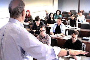 &Alpha;&iota;&tau;&omega;&lambda;/&nu;ί&alpha;:&Iota;&delta;&rho;ύ&epsilon;&tau;&alpha;&iota; &sigma;&chi;&omicron;&lambda;&epsilon;ί&omicron; &delta;&epsilon;ύ&tau;&epsilon;&rho;&eta;&sigmaf; &epsilon;&upsilon;&kappa;&alpha;&iota;&rho;ί&alpha;&sigmaf; &sigma;&tau;&omicron; &Mu;&epsilon;&sigma;&omicron;&lambda;ό&gamma;&gamma;&iota;