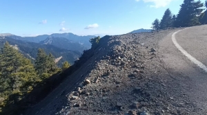 &Epsilon;&upsilon;&rho;&upsilon;&tau;&alpha;&nu;ί&alpha;:&Pi;&rho;&omicron;&upsilon;&sigma;ό&sigmaf;-&Tau;ό&rho;&nu;&omicron;&sigmaf;-&Omicron; &delta;&rho;ό&mu;&omicron;&sigmaf; &tau;&omicron;&upsilon; &gamma;&kappa;&rho;&epsilon;&mu;&omicron;ύ &kappa;&alpha;&iota; &tau;&eta;&sigmaf; &alpha;&delta;&iota;&alpha;&phi;&omicron;&rho;ί&alpha;&sigmaf;