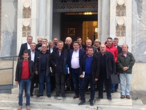 &Epsilon;&pi;&iota; &tau;ά&pi;&eta;&tau;&omicron;&sigmaf; &tau;&omicron; &sigma;&epsilon;&nu;ά&rho;&iota;&omicron; &gamma;&iota;&alpha; &tau;&eta;&nu; &kappa;&iota;&nu;&eta;&mu;&alpha;&tau;&omicron;&gamma;&rho;&alpha;&phi;&iota;&kappa;ή &pi;&alpha;&rho;&alpha;&gamma;&omega;&gamma;ή &tau;&eta;&sigmaf; &zeta;&omega;ή&sigmaf; &kappa;&alpha;&iota; &delta;&rho;ά&sigma;&eta;&sigmaf; &tau;&omicron;&upsilon; &Kappa;&alpha;&tau;&sigma;&alpha;&nu;&tau;ώ&nu;&eta;