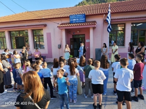 &Tau;&omicron; &pi;&rho;ώ&tau;&omicron; &kappa;&omicron;&upsilon;&delta;&omicron;ύ&nu;&iota; &chi;&tau;ύ&pi;&eta;&sigma;&epsilon; &sigma;&tau;&alpha; Ά&gamma;&rho;&alpha;&phi;&alpha;-&Tau;&alpha; &pi;&alpha;&iota;&delta;&iota;ά &kappa;&rho;&alpha;&tau;&omicron;ύ&nu; &zeta;&omega;&nu;&tau;&alpha;&nu;ά &tau;&alpha; &chi;&omega;&rho;&iota;ά