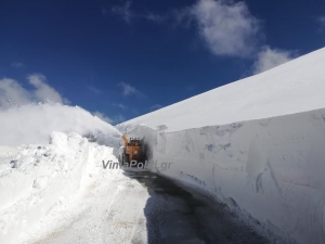 &Kappa;&alpha;&rho;&pi;&epsilon;&nu;ή&sigma;&iota;:&Tau;&omicron; &chi;&iota;ό&nu;&iota; &xi;&epsilon;&pi;έ&rho;&alpha;&sigma;&epsilon; &tau;&alpha;..8 &mu;έ&tau;&rho;&alpha; &sigma;&tau;&omicron; &Beta;&epsilon;&lambda;&omicron;ύ&chi;&iota;-&Kappa;&lambda;&epsilon;&iota;&sigma;&tau;ό&sigmaf; &omicron; &delta;&rho;ό&mu;&omicron;&sigmaf; &pi;&rho;&omicron;&sigmaf; &tau;&omicron; &Chi;&iota;&omicron;&nu;&omicron;&delta;&rho;&omicron;&mu;&iota;&kappa;ό!
