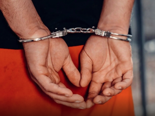 «Βραχιολάκια» για ναρκωτικά στο Καρπενήσι-Έλεγχοι της αστυνομίας σε όλη την Στερεά