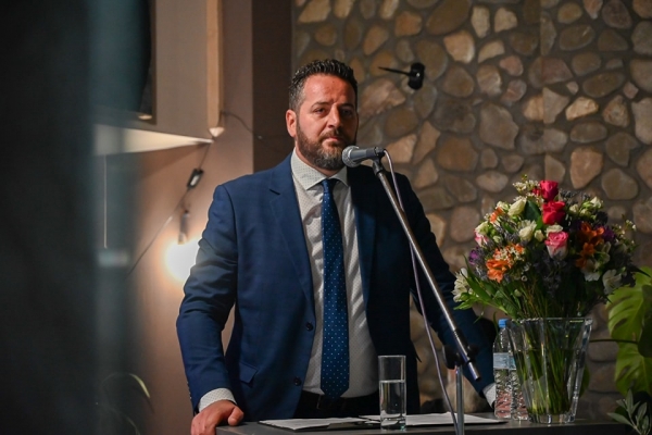 Νέος δήμαρχος με 60,43% ο Χρήστος Κακαβάς στο Καρπενήσι-Τα τελικά αποτελάσματα