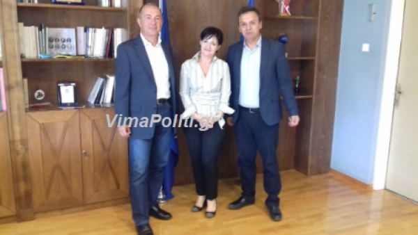 &Sigma;&upsilon;&nu;ά&nu;&tau;&eta;&sigma;&eta; &delta;&eta;&mu;ά&rho;&chi;&omicron;&upsilon; &Alpha;&gamma;&rho;ά&phi;&omega;&nu; &mu;&epsilon; &tau;&eta;&nu; &Alpha;&nu;&tau;&iota;&pi;&epsilon;&rho;&iota;&phi;&epsilon;&rho;&epsilon;&iota;ά&rho;&chi;&eta; &Alpha;&iota;&tau;&omega;&lambda;/&nu;ί&alpha;&sigmaf;-&Tau;&iota; &zeta;ή&tau;&eta;&sigma;&epsilon; &alpha;&pi;&omicron; &tau;&eta;&nu; &Mu;.&Sigma;&alpha;&lambda;&mu;ά &omicron; &Alpha;.&Kappa;&alpha;&rho;&delta;&alpha;&mu;&pi;ί&kappa;&eta;&sigmaf;