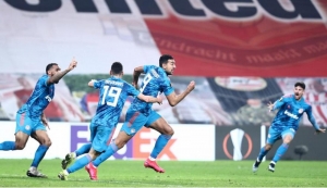 Αϊντχόφεν-Ολυμπιακός 2-1: Θρύλος της Ευρώπης(Βίντεο)