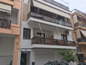 &Alpha;&sigma;ύ&lambda;&lambda;&eta;&pi;&tau;&eta; &tau;&rho;&alpha;&gamma;&omega;&delta;ί&alpha;-Έ&gamma;&kappa;&upsilon;&omicron;&sigmaf; &pi;ή&delta;&eta;&xi;&epsilon; &alpha;&pi;ό &tau;&omicron; &mu;&pi;&alpha;&lambda;&kappa;ό&nu;&iota; &tau;&omicron;&upsilon; &sigma;&pi;&iota;&tau;&iota;&omicron;ύ &tau;&eta;&sigmaf; &kappa;&alpha;&iota; &sigma;&kappa;&omicron;&tau;ώ&theta;&eta;&kappa;&epsilon;