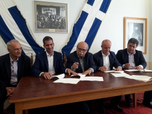 Η Βουλή αναλαμβάνει τα μουσεία Αντίστασης σε Κορυσχάδες και Βίνιανη