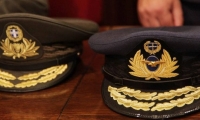 &Sigma;&upsilon;&nu;&epsilon;&chi;ί&zeta;&omicron;&nu;&tau;&alpha;&iota; &omicron;&iota; &kappa;&rho;ί&sigma;&epsilon;&iota;&sigmaf; &Alpha;&xi;&iota;&omega;&mu;&alpha;&tau;&iota;&kappa;ώ&nu; &tau;&eta;&sigmaf; &Alpha;&sigma;&tau;&upsilon;&nu;&omicron;&mu;ί&alpha;&sigmaf;-&Pi;&omicron;&iota;&omicron;&iota; &pi;&rho;&omicron;ά&gamma;&omicron;&nu;&tau;&alpha;&iota; &kappa;&alpha;&iota; &pi;&omicron;&iota;&omicron;&iota; &alpha;&pi;&omicron;&sigma;&tau;&rho;&alpha;&tau;&epsilon;ύ&omicron;&nu;&tau;&alpha;&iota;-Ό&lambda;&alpha; &tau;&alpha; &omicron;&nu;ό&mu;&alpha;&tau;&alpha;