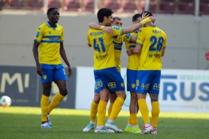 &Alpha;&Epsilon;&Lambda; - &Pi;&alpha;&nu;&alpha;&iota;&tau;&omega;&lambda;&iota;&kappa;ό&sigmaf; 1-2: &Delta;&iota;&pi;&lambda;ό &pi;&alpha;&rho;&alpha;&mu;&omicron;&nu;ή&sigmaf; &gamma;&iota;&alpha; &tau;&alpha; &kappa;&alpha;&nu;&alpha;&rho;ί&nu;&iota;&alpha; &sigma;&tau;&eta;&nu; &Lambda;&alpha;&rho;&iota;&sigma;&alpha;