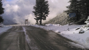 &Epsilon;&rho;&chi;&epsilon;&tau;&alpha;&iota; &nu;έ&omicron; &kappa;ύ&mu;&alpha; &kappa;&alpha;&kappa;&omicron;&kappa;&alpha;&iota;&rho;ί&alpha;&sigmaf;, &omicron; &laquo;&Omicron;&rho;έ&sigma;&tau;&eta;&sigmaf;&raquo;-&Kappa;&alpha;&tau;&alpha;&iota;&gamma;ί&delta;&epsilon;&sigmaf;, &chi;&iota;ό&nu;&iota;&alpha; &kappa;&alpha;&iota; &pi;&tau;ώ&sigma;&eta; &tau;&eta;&sigmaf; &theta;&epsilon;&rho;&mu;&omicron;&kappa;&rho;&alpha;&sigma;ί&alpha;&sigmaf;