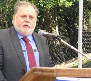 &Sigma;&tau;&omicron;&upsilon;&sigmaf; &epsilon;&tau;&epsilon;&rho;&omicron;&delta;&eta;&mu;ό&tau;&epsilon;&sigmaf; &tau;&eta;&sigmaf; &Alpha;&theta;ή&nu;&alpha;&sigmaf; &mu;&iota;&lambda;ά &omicron; &Kappa;ώ&sigma;&tau;&alpha;&sigmaf; &Kappa;&omicron;&nu;&tau;&omicron;&gamma;&epsilon;ώ&rho;&gamma;&omicron;&sigmaf;